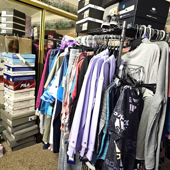 🔥🔥LIKE THIS LISTING TO BE NOTIFIED WHEN I GO LIVE🔥Unlisted items🔥 - Picture 1 of 3